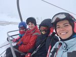 Convivencia de esquí en los Pirineos